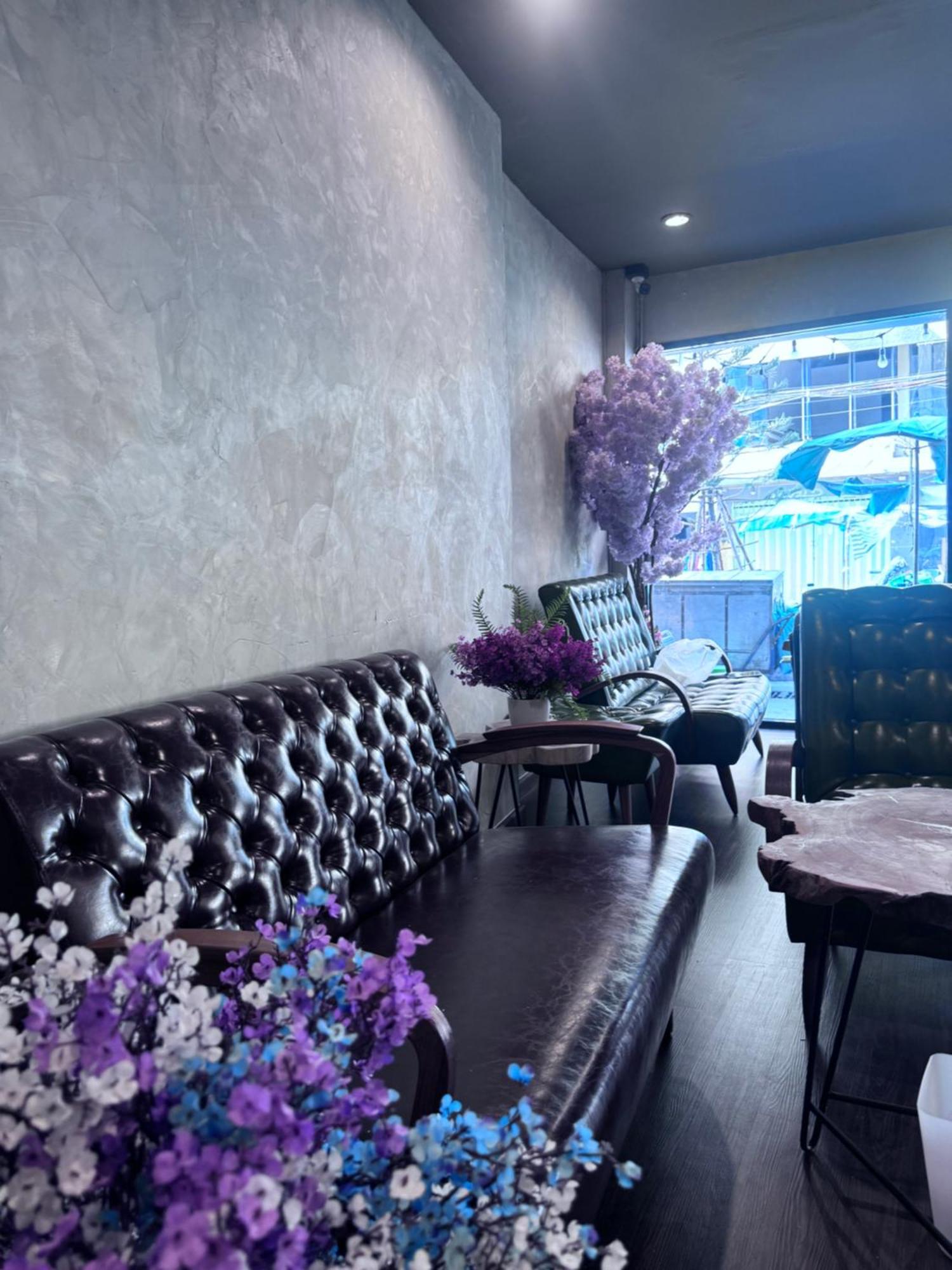 Bud Brew Beyond Dispensary And Hotel バンコク都 エクステリア 写真